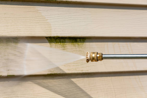 Fence Pressure Washing in Questa, NM